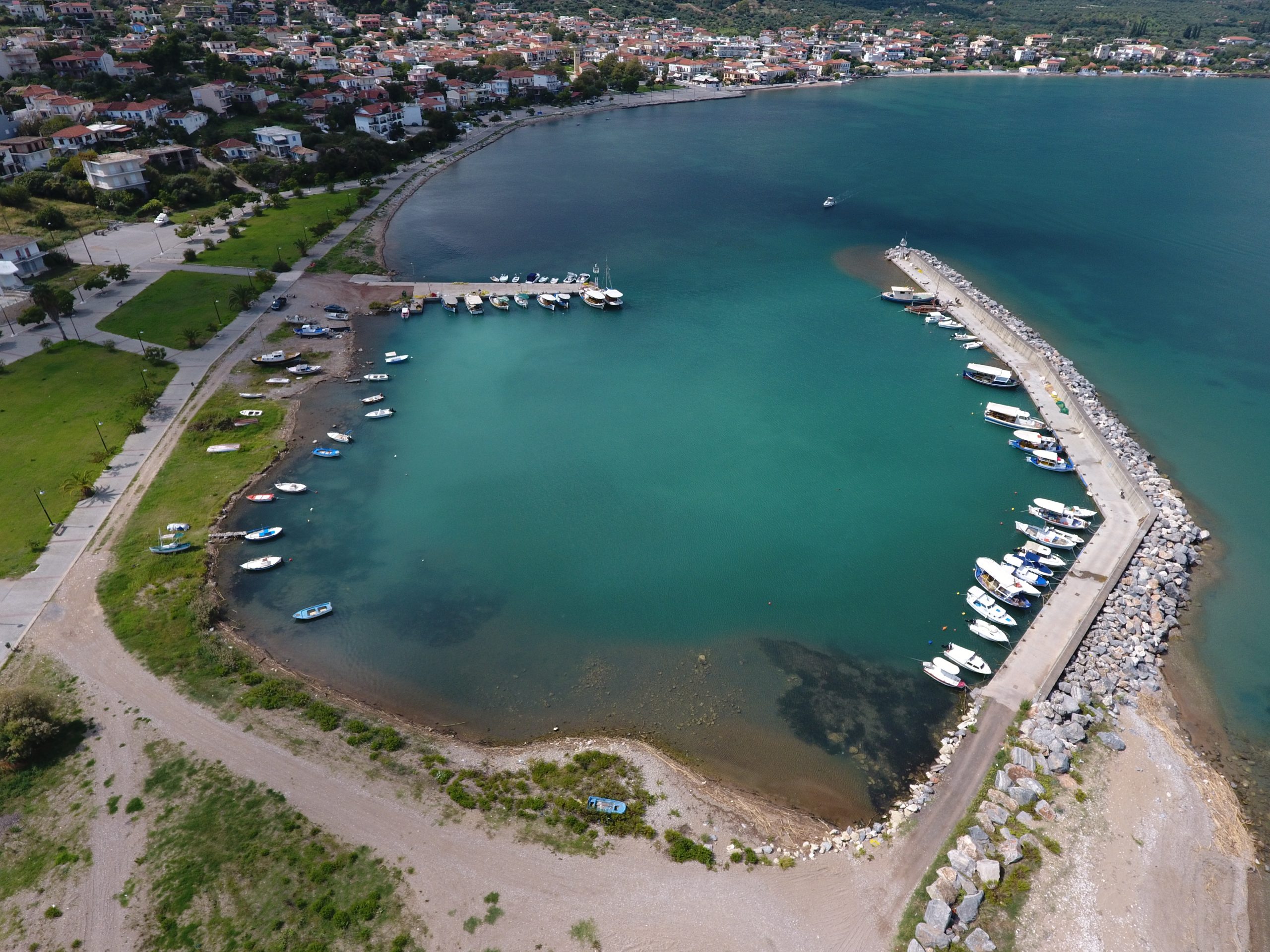 Petalidi port, Messinia